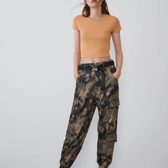 💫 3/10$ BASIC CROPPED T-SHIRT - Picture 2 of 3